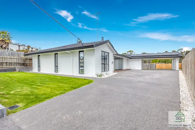 2 Latter Gr, Churchill VIC 3842
