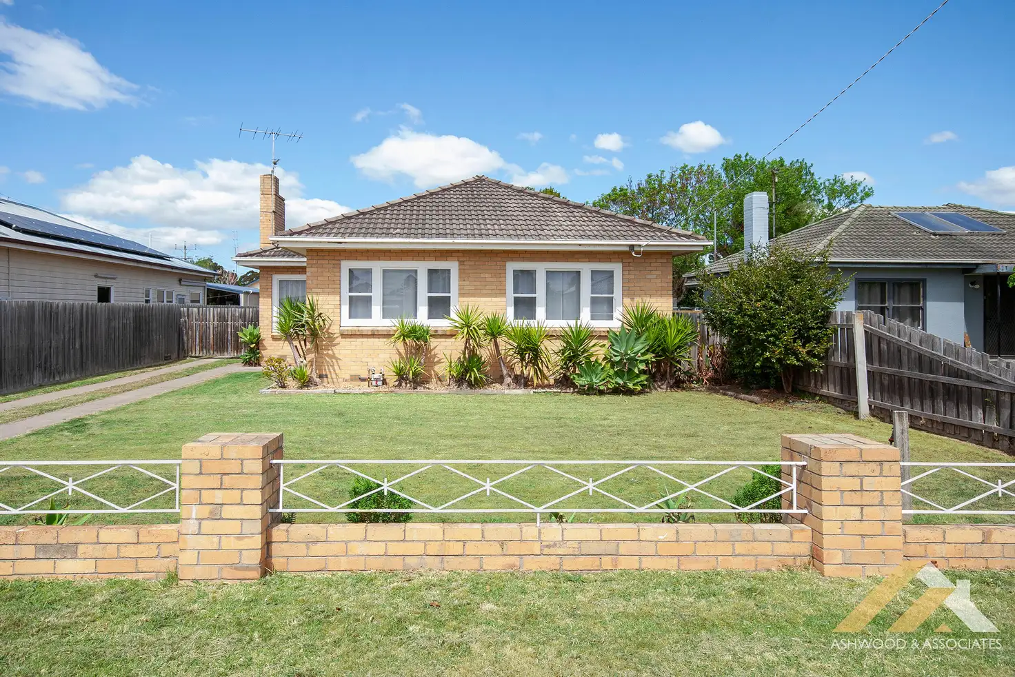 Main view of Homely house listing, 79 Moroney St, Bairnsdale VIC 3875