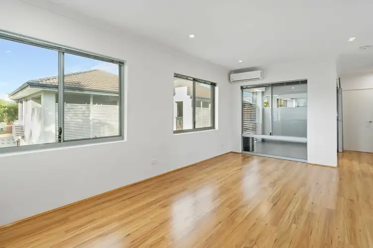 Third view of Homely apartment listing, 9/130 Arlunya Avenue, Cloverdale WA 6105