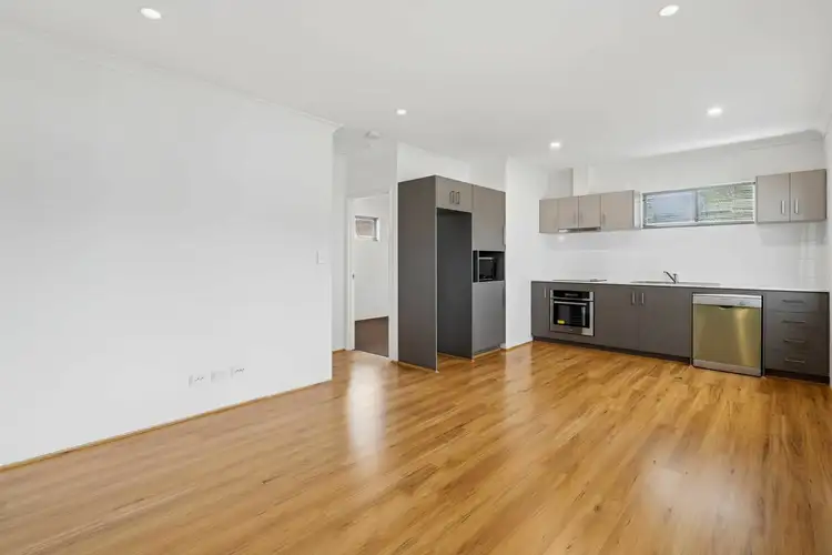 Sixth view of Homely apartment listing, 9/130 Arlunya Avenue, Cloverdale WA 6105