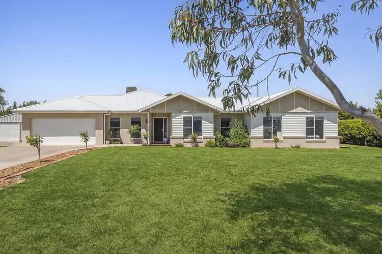 4 Little Cl, Goulburn NSW 2580