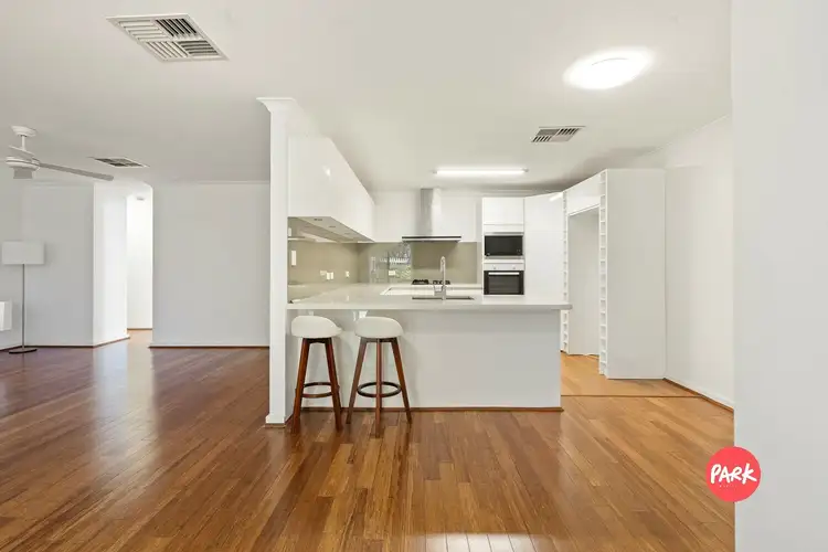 1/9 Warwick Street, St James WA 6102
