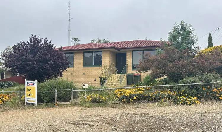 9 Paxton Tce, Burra SA 5417