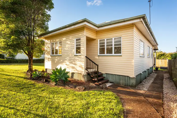 7A Victory St, Newtown QLD 4350