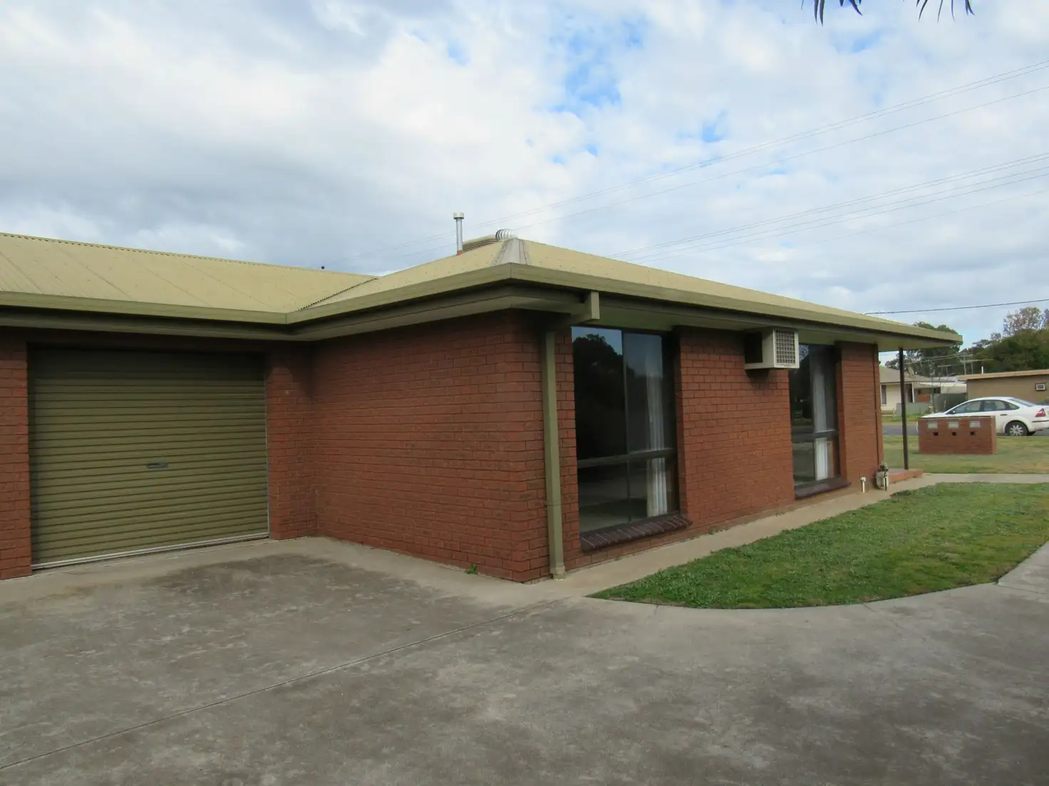 Main view of Homely unit listing, 1/196 Hume Street, Corowa NSW 2646