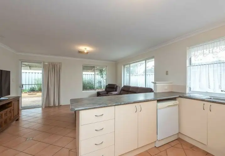 Third view of Homely house listing, 2 Ryans Court, Redcliffe WA 6104
