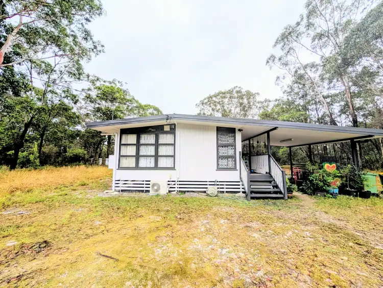 25 Grove Rd, Russell Island QLD 4184
