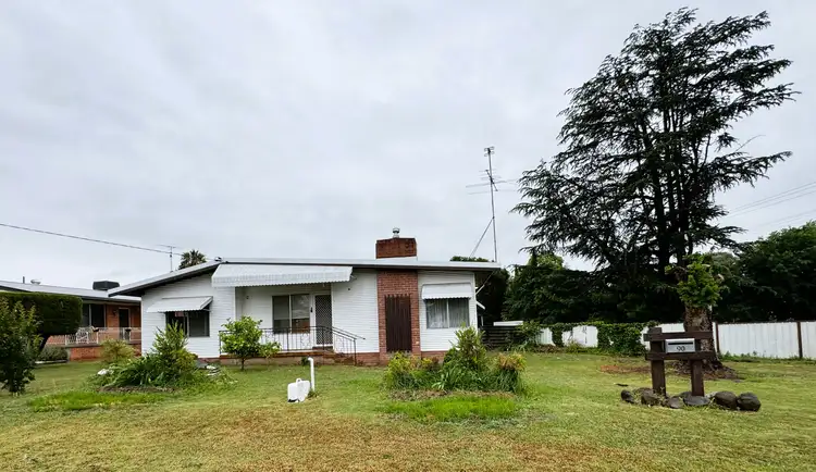90 Rose St, Inverell NSW 2360