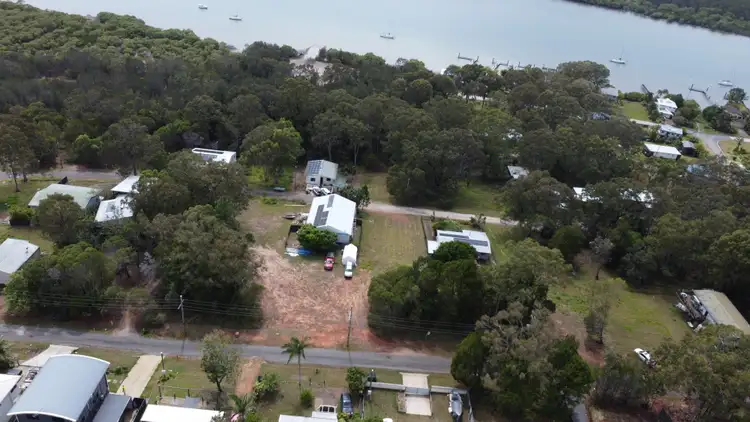 37 Main View Dr, Russell Island QLD 4184