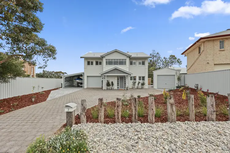 7 Schah Ct, Mccracken SA 5211