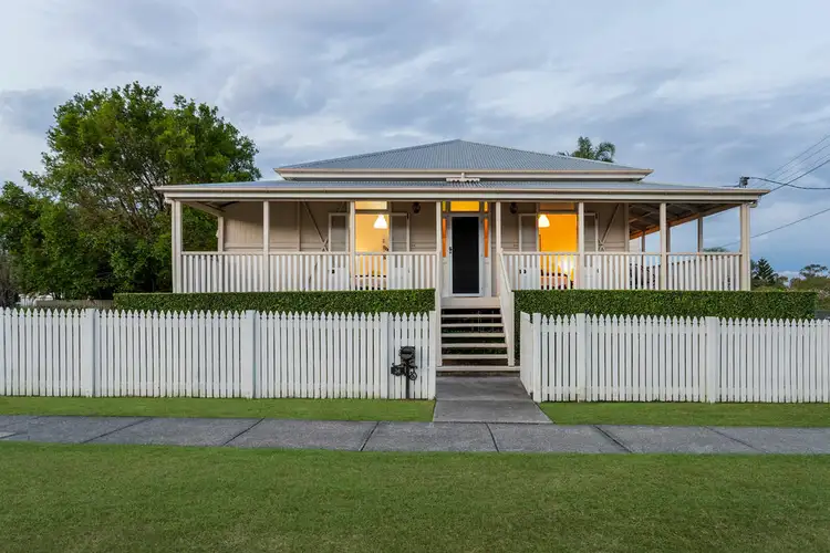 36 Blackstone Rd, Newtown QLD 4305