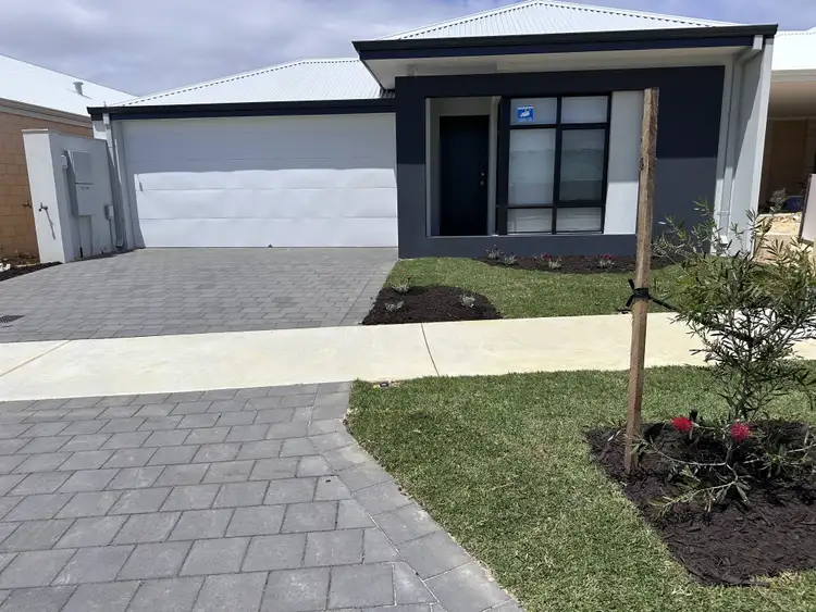 15 Mulligan Rd, Yanchep WA 6035