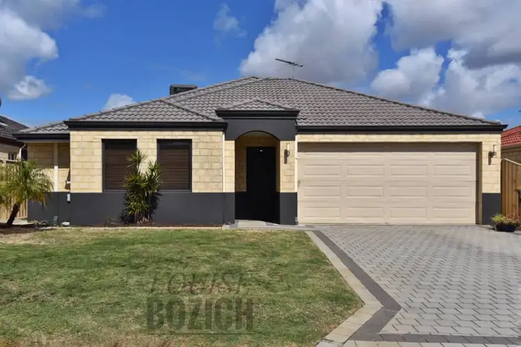 43 Sacramento Parade, Hocking WA 6065