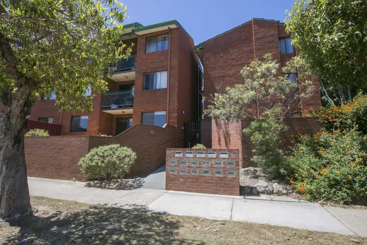 2/46 King George Street, Victoria Park WA 6100