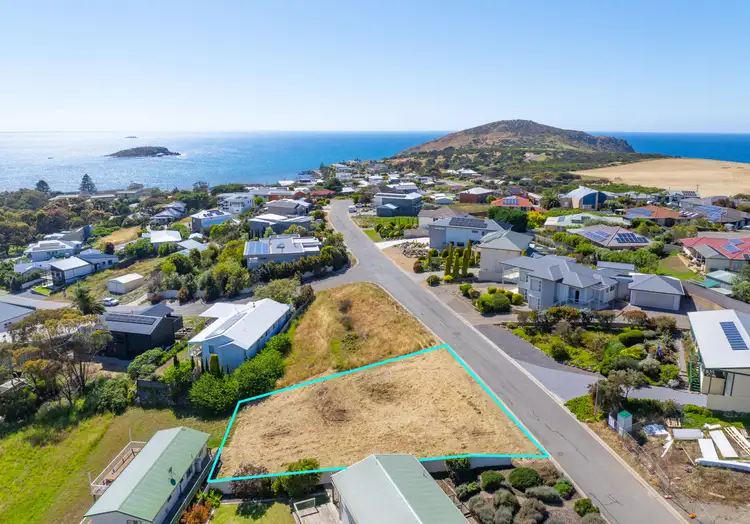 32 Rosemary Ct, Encounter Bay SA 5211