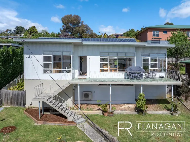 13 Fort St, Riverside TAS 7250