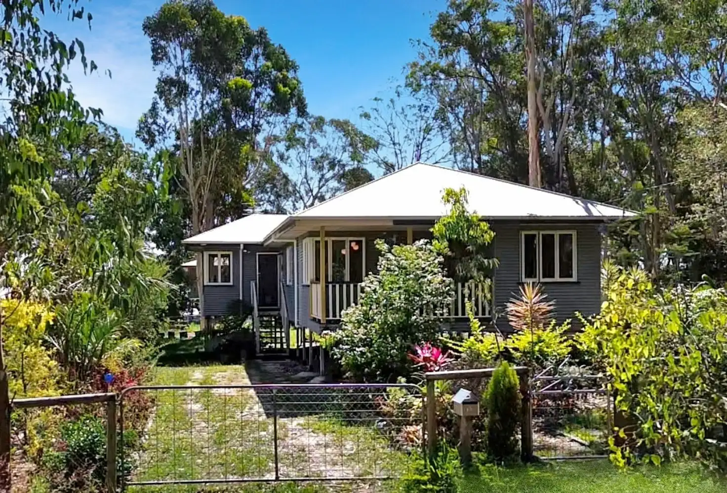 Main view of Homely house listing, 15 Heron St, Macleay Island QLD 4184