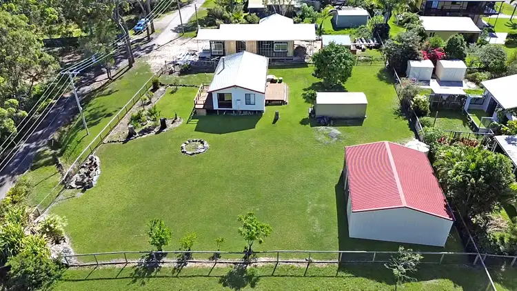 43-45 Orion St, Macleay Island QLD 4184