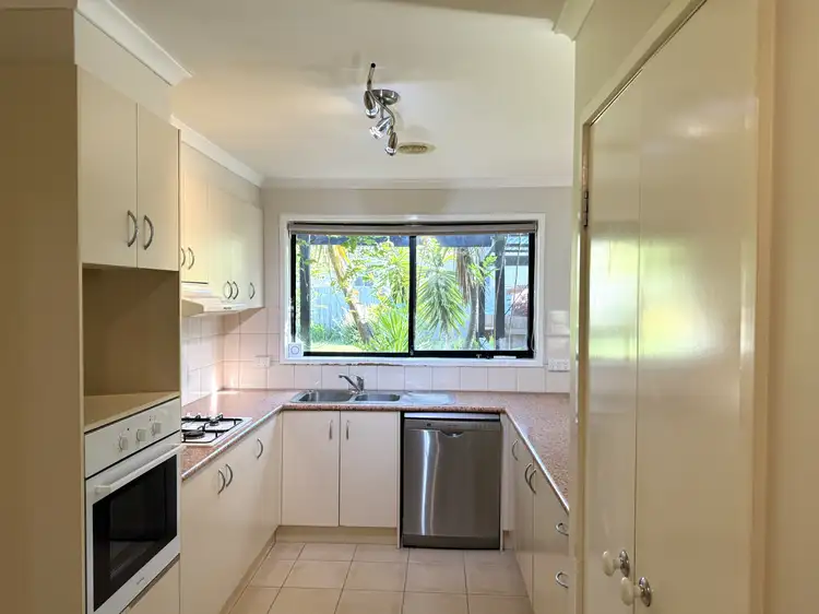 Second view of Homely house listing, 7 Sir Phillip Ct, Pakenham VIC 3810