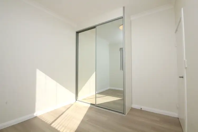 Fourth view of Homely apartment listing, Unit 1/156-158 Russell Avenue, Dolls Point NSW 2219