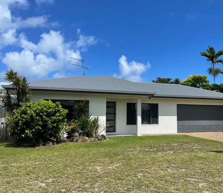 35 Midshipman St, South Mission Beach QLD 4852