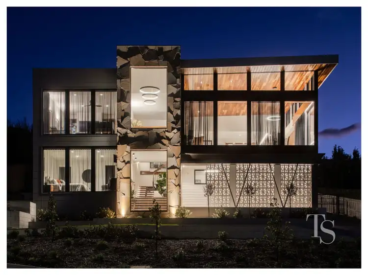 46 Lachlan Pde, Trevallyn TAS 7250