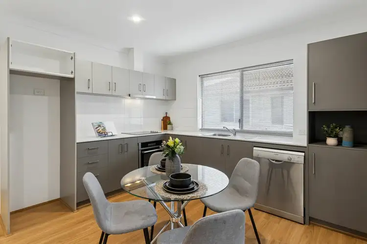 Fourth view of Homely apartment listing, 7/130 Arlunya Avenue, Cloverdale WA 6105