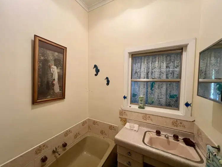 Sixth view of Homely house listing, 38 Davis St, Berrigan NSW 2712