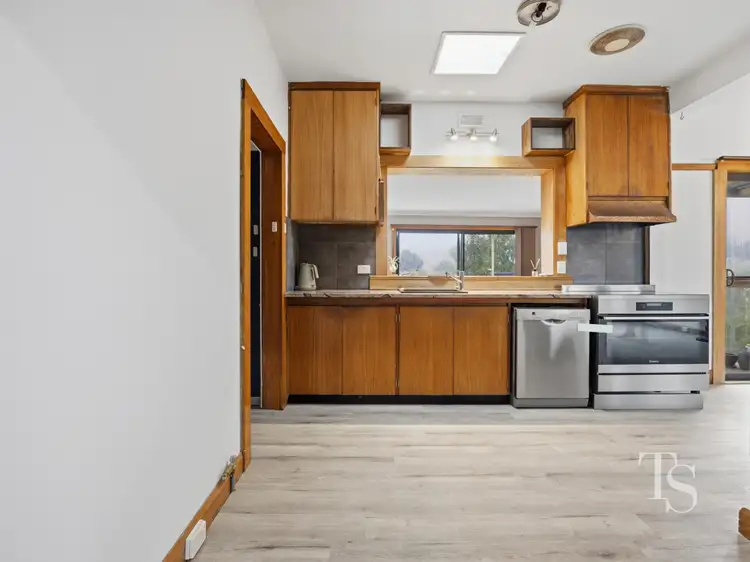 Fifth view of Homely house listing, 8 Clare St, Mowbray TAS 7248