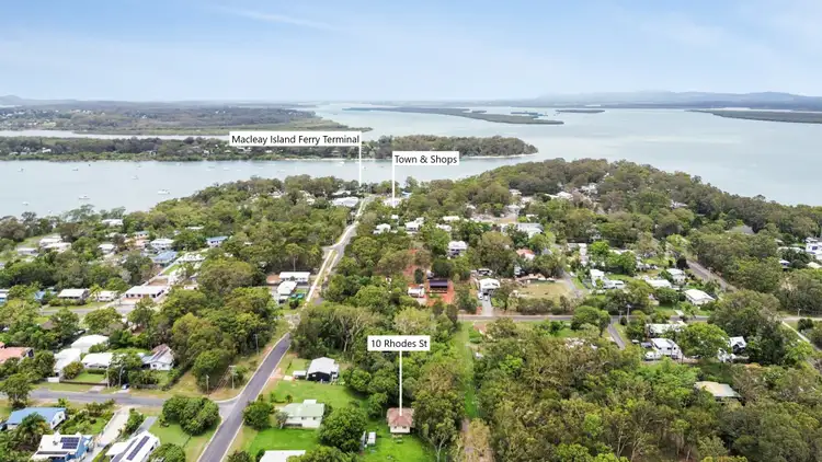 10 Rhodes St, Macleay Island QLD 4184
