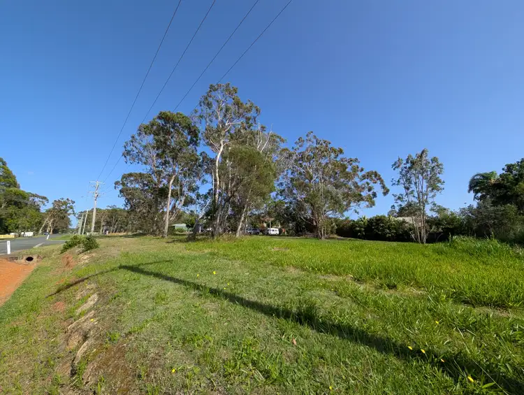 9 Jasper St, Russell Island QLD 4184