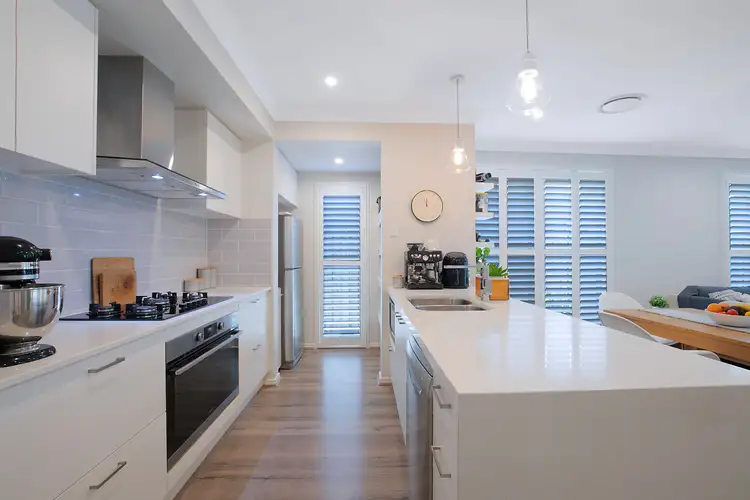 Sixth view of Homely house listing, 118 Lakeview Promenade, Newport QLD 4020