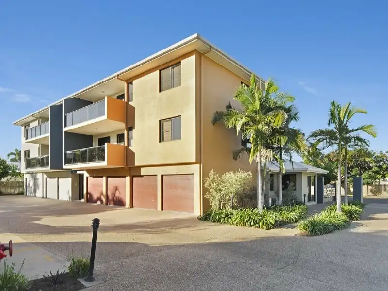 Main view of Homely unit listing, 100 Ninth Ave, Railway Estate QLD 4810