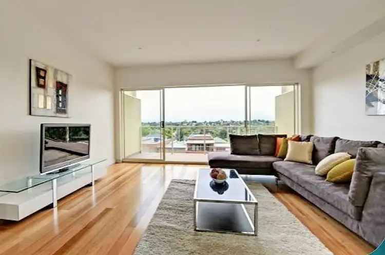 101/10 Yertchuk Ave, Ashwood VIC 3147