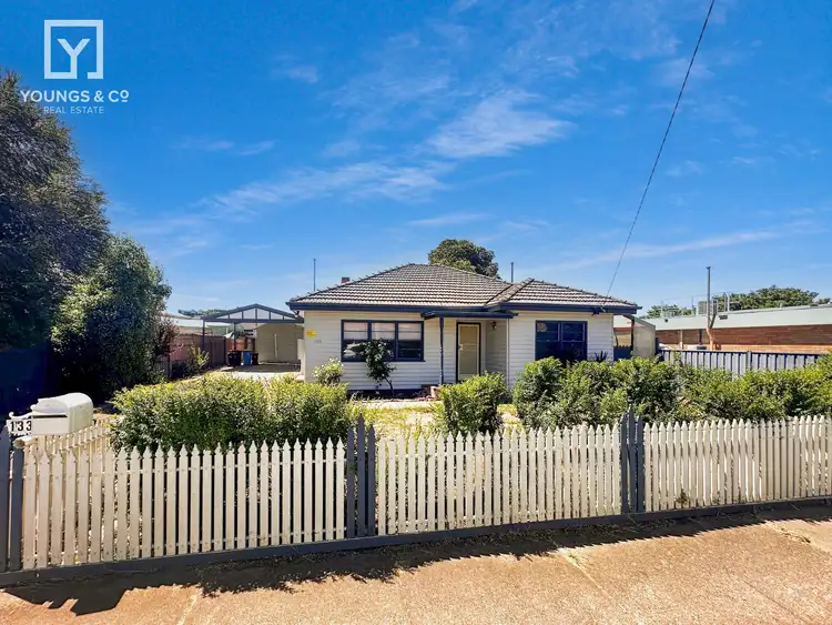 133 Balaclava Rd, Shepparton VIC 3630