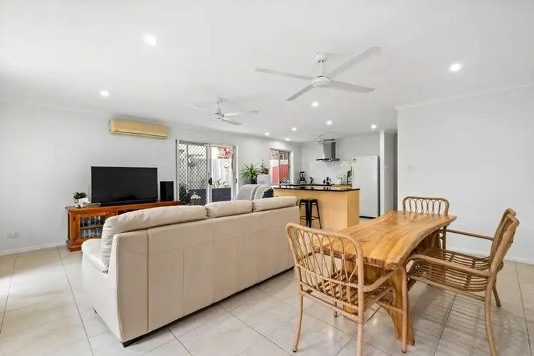 Unit 3/37 Jarnahill Dr, Mount Coolum QLD 4573