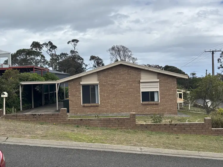 8 Heath St, Victor Harbor SA 5211