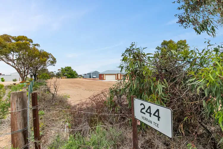 244 Verran Tce, East Moonta SA 5558