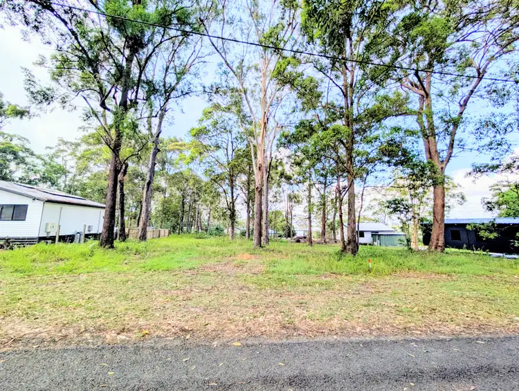 38-40 Angorra St, Russell Island QLD 4184