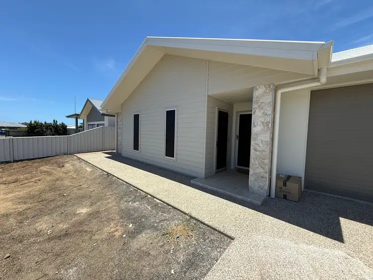 3 Wisteria St, Bargara QLD 4670