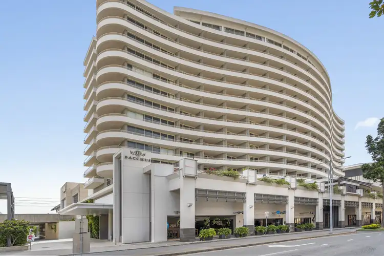1A Glenelg Street