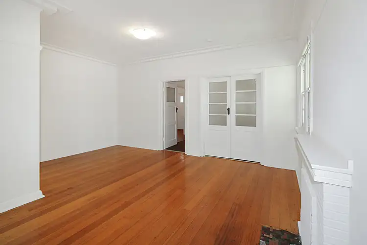 30 Fitzroy St