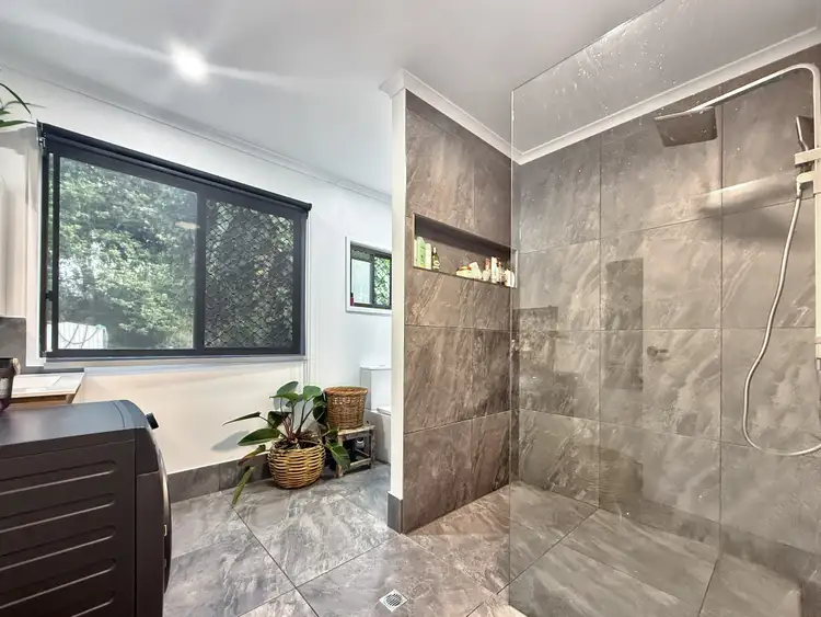 19 Webb Ct, Bingil Bay QLD 4852