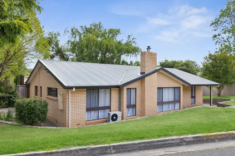 16 Collins St, Hahndorf SA 5245