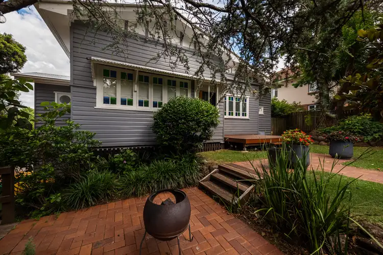 75 Curzon St, East Toowoomba QLD 4350