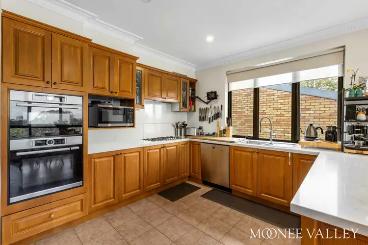 Fourth view of Homely house listing, 10 Christina Court, Avondale Heights VIC 3034