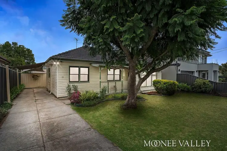 13 Hanley Street, Avondale Heights VIC 3034