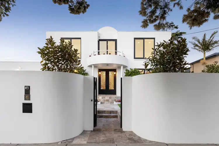 17 Hammond Street, Brighton VIC 3186