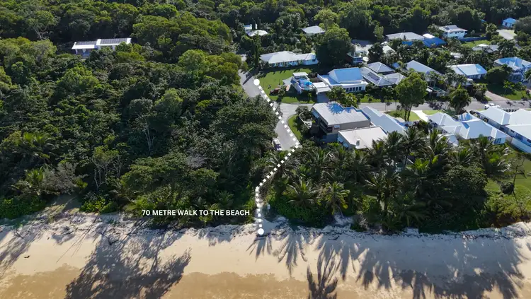 6 Miter St, Mission Beach QLD 4852