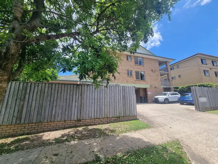 Unit 2/411 Rode Rd, Chermside QLD 4032